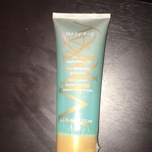 After sun replenishing gel